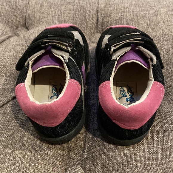 Itzy Bitzy squishy wide sneakers - Picture 2 of 4